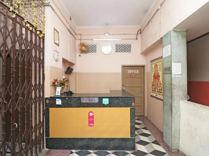 Гайя: Hotel Saraogi Palace