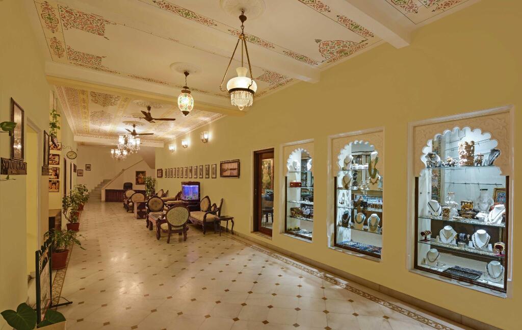 Удаипур: Swaroop Vilas - Lake Facing Boutique Hotel
