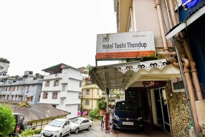 Гангток: Tashi Thendup