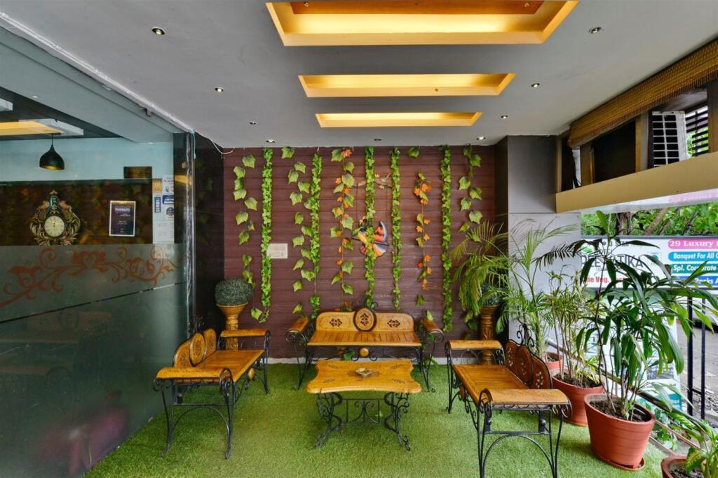 Бхопал: Hotel Shree Vatika