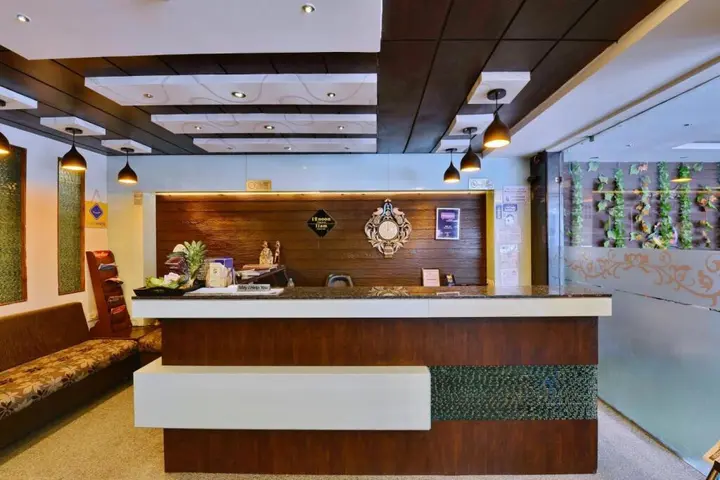 Бхопал: Hotel Shree Vatika