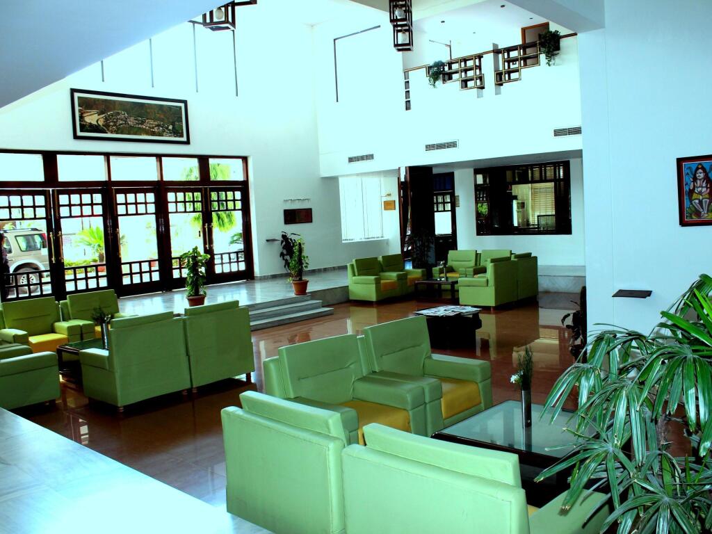 Дехрадун: Inderlok Hotel