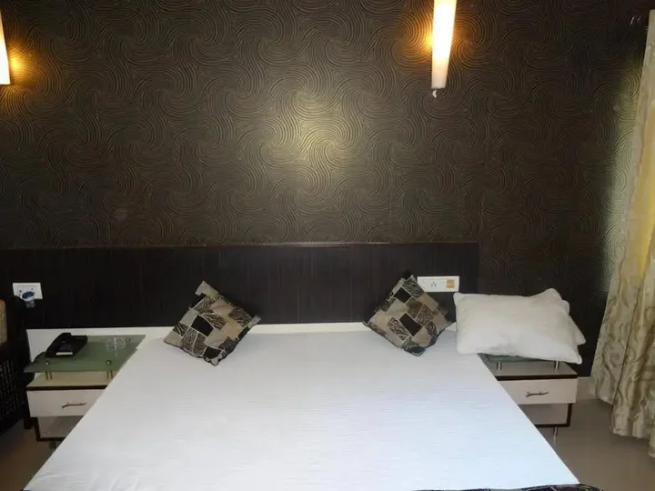 Патна: FabExpress Royal Residency Patna