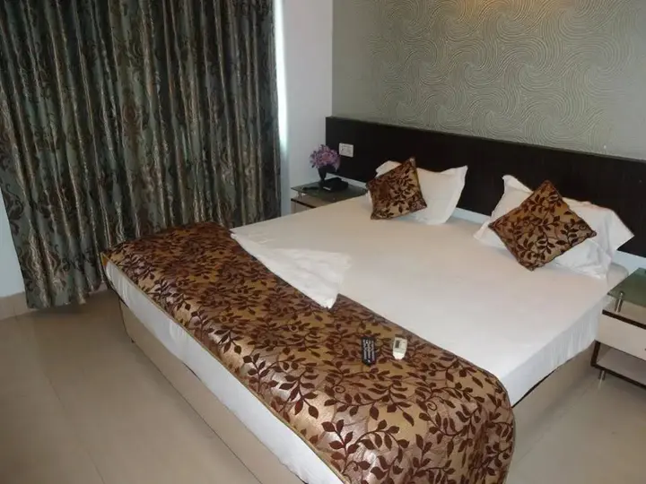 Патна: FabExpress Royal Residency Patna