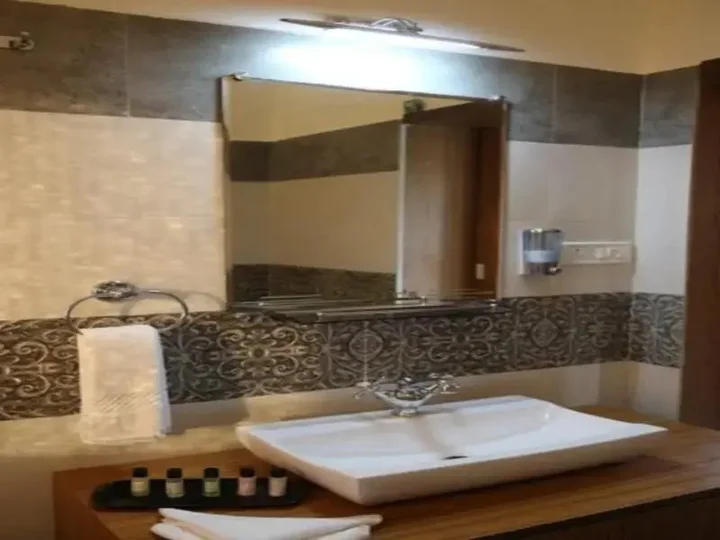 Баихар: 7 Tigers Resort