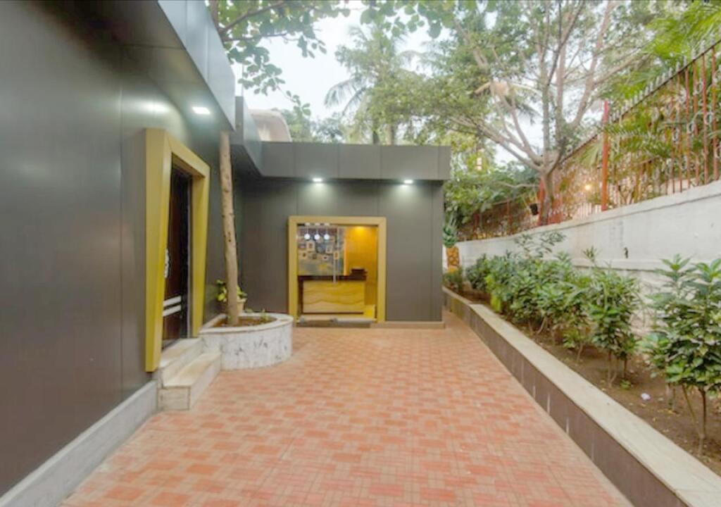 Hotel Bliss Executive - Andheri (East) — фото 1