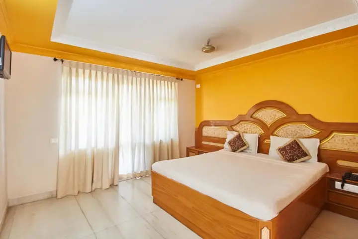 Eraniel: Hotel Sun World