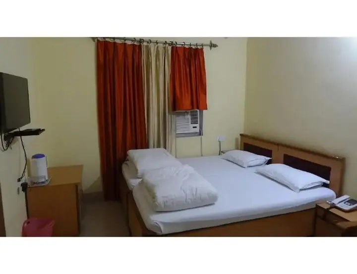 Гайя: Hotel Gharana
