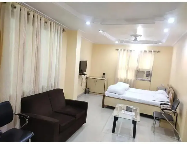 Гайя: Hotel Gharana