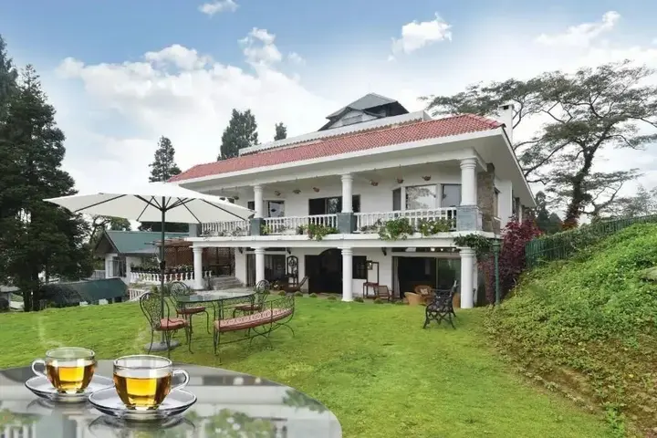 Багдогра: Sourenee Tea Estate & Boutique Resort