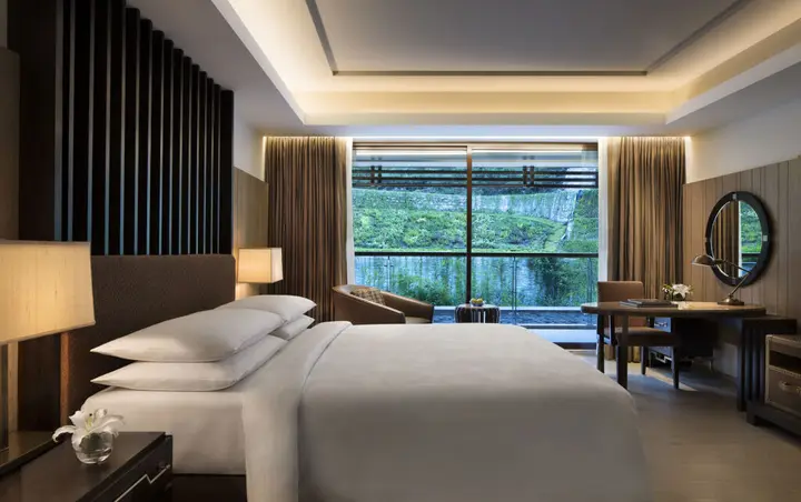 Массури: JW Marriott Mussoorie Walnut Grove Resort & Spa