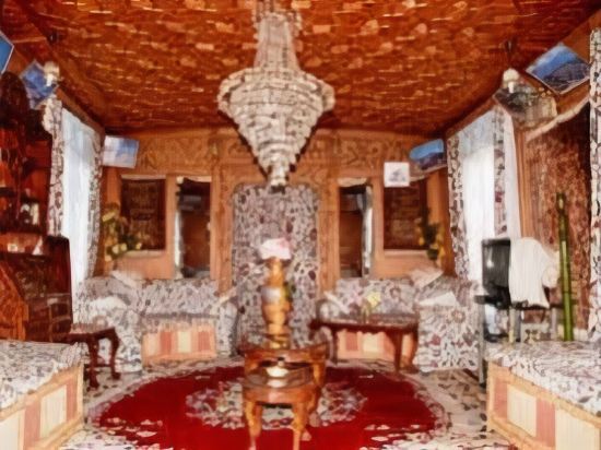 Шринагар: Peace of Mind Group of Houseboat