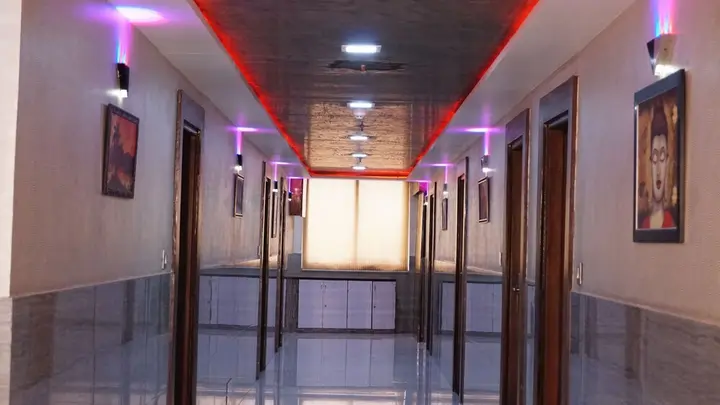 Ахмедабад: Hotel Kohinoor Plaza