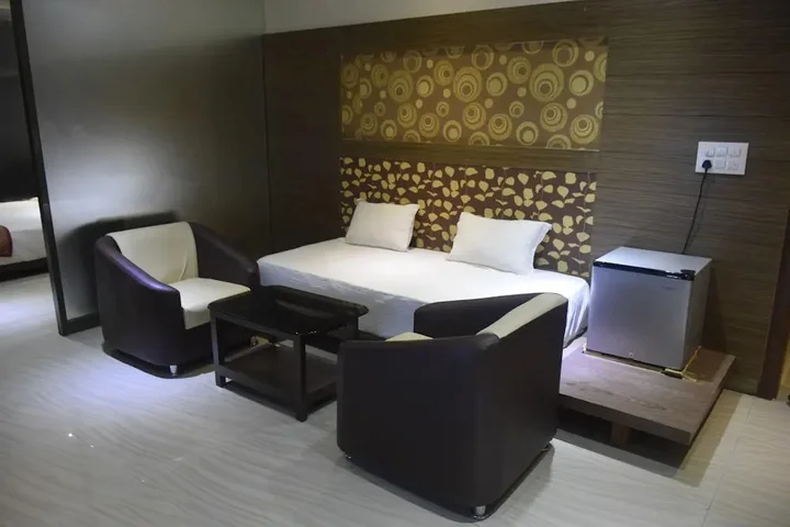 Ширди: Hotel Vir Sai