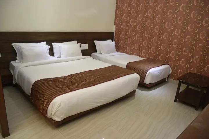 Ширди: Hotel Vir Sai