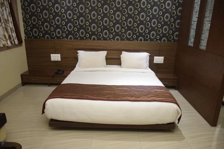 Ширди: Hotel Vir Sai
