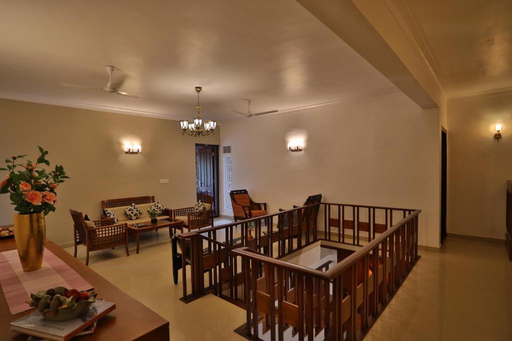 Муннар: Chithirapuram Palace