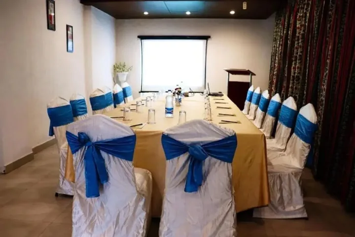 Бхавнагар: Hotel Clarks Collection Bhavnagar