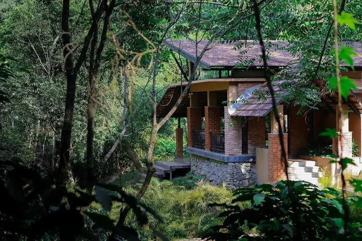 Султан-Батери: Silent Creek Resort