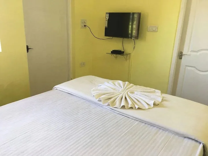 Верем: Hotel Parth Inn