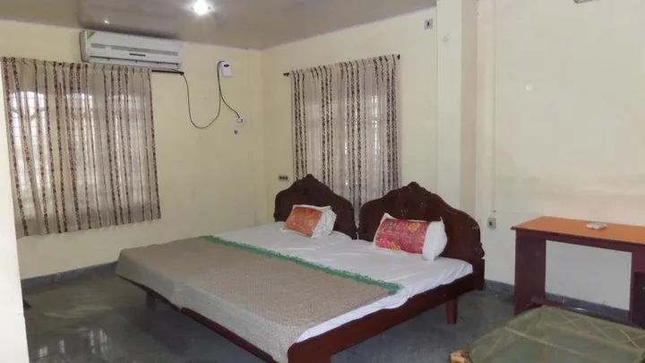 Кондотти: Pulikkal Tourist Home