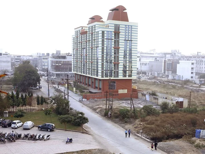 Индаур: Hotel Silvotel