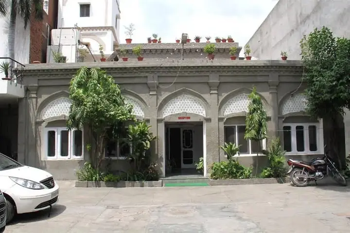 Амритсар: Tourist Guest House