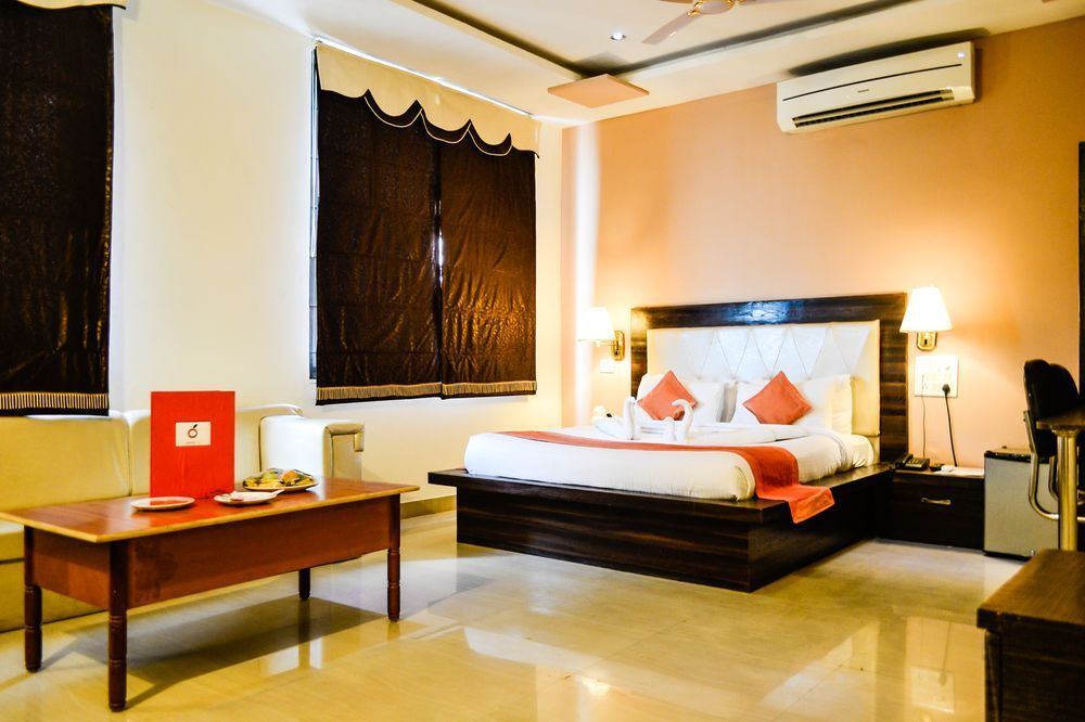 Читторгарх: RNB 1589 Chittorgarh