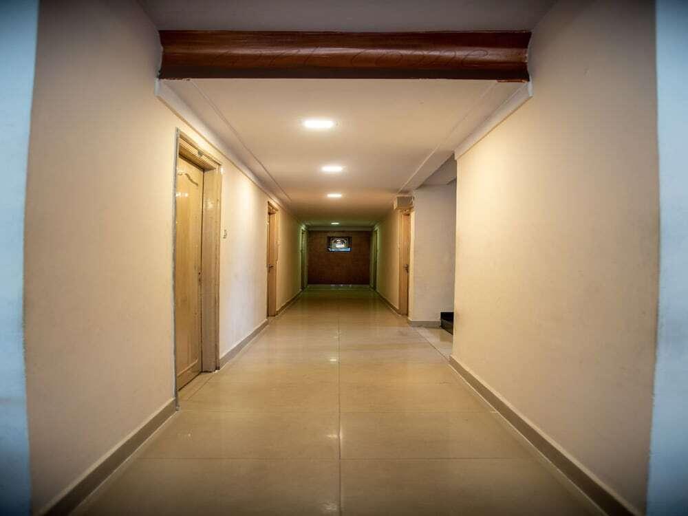 Висакхапатнам: OYO 13321 Hotel Lakshmi Paradise