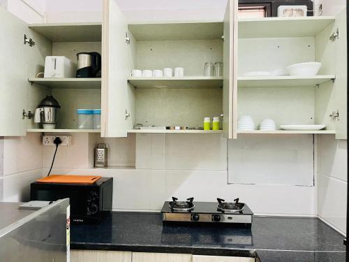 Гуруграм: DLF Galleria Service Apartments Gurgaon