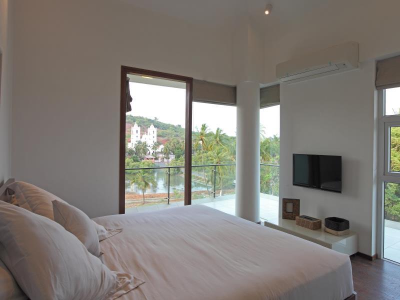 Кандолим: The Golden Pearl Calem Grove Hotel