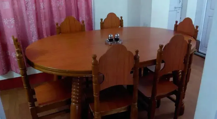 Ути: Downtown Inn