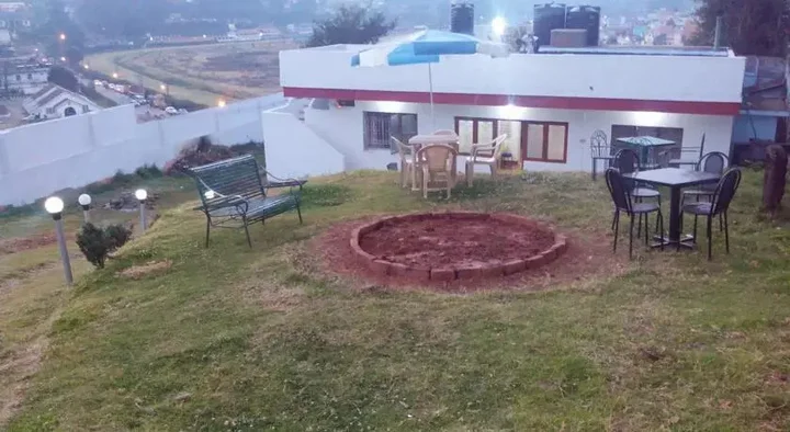 Ути: Downtown Inn
