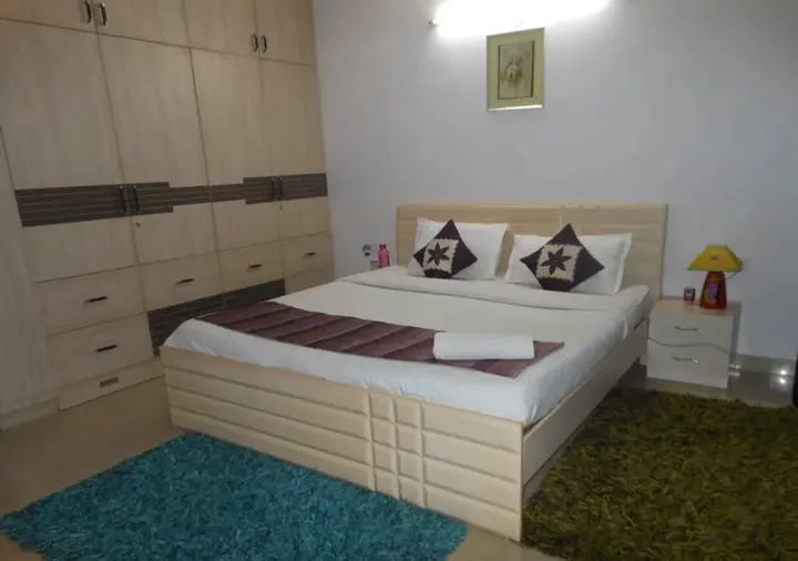 Бангалор: Bulande Hospitality Services