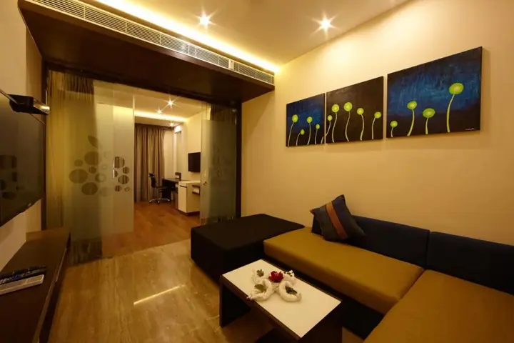 Ченнаи: Saravana's Golden Fruits Business Suites