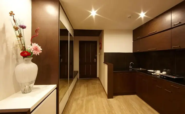 Ченнаи: Saravana's Golden Fruits Business Suites