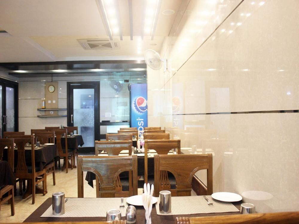 Вриндаван: Hotel Basera Brij Bhoomi