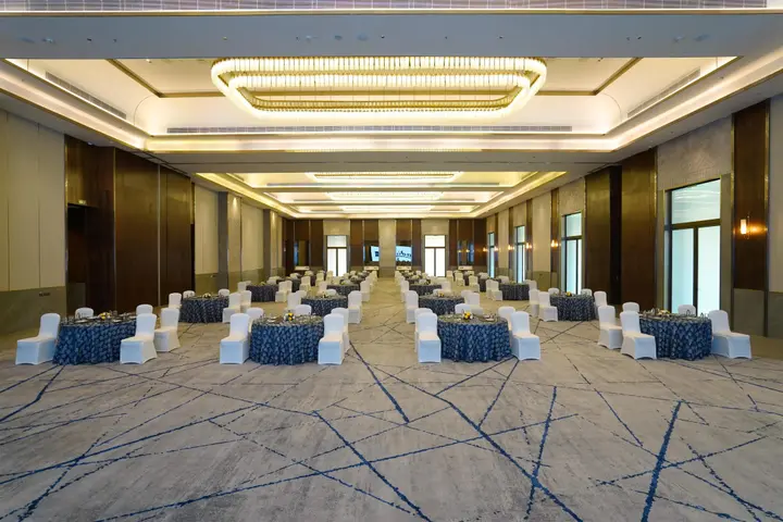 Гувахати: Radisson Blu Hotel Guwahati
