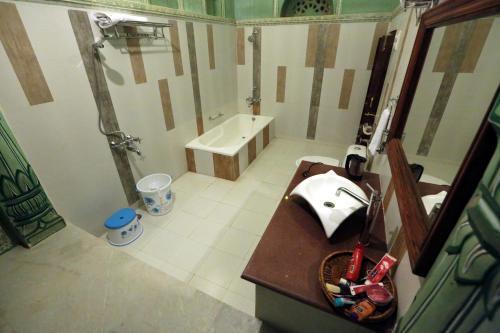 Навалгарх: Radhika Haveli Hotel
