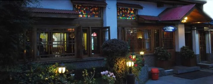 Шринагар: Shamyana Lodge and Restaurant