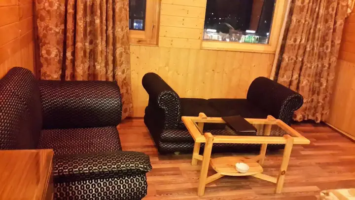 Шринагар: Shamyana Lodge and Restaurant