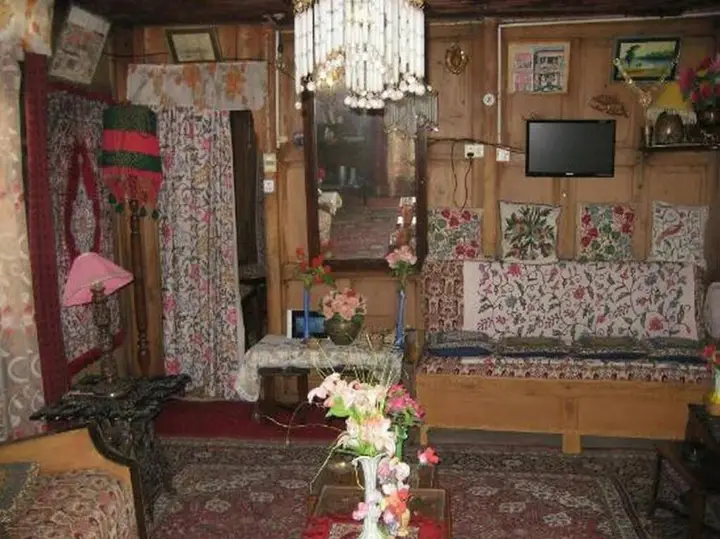 Houseboat Royal Lodge — фото 4