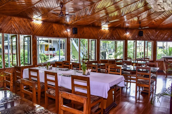 Уттар Митиали: Aranya Jungle Resort