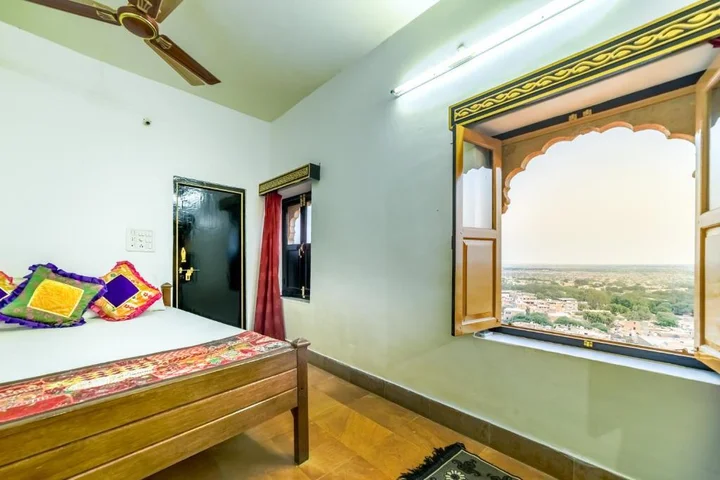 Джайсалмер: Mud Mirror Guesthouse