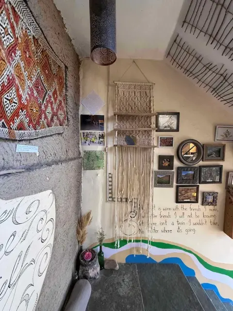 Каза: Hotel Deyzor