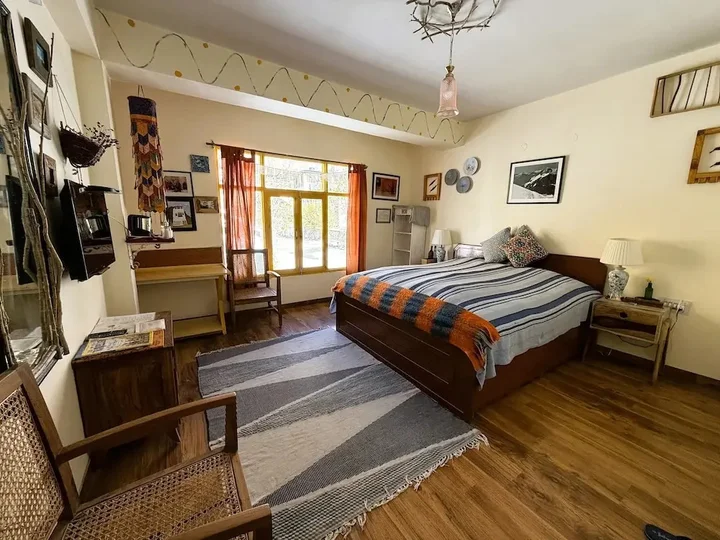 Каза: Hotel Deyzor