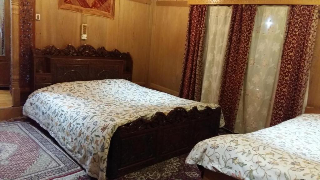 Houseboat Moon of Kashmir — фото 2