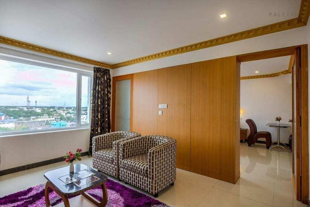Маниячи: KA Hotel