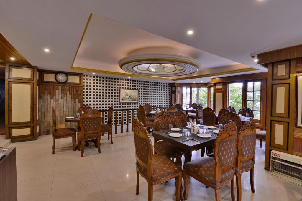 Куфри: The Woodstock Resort