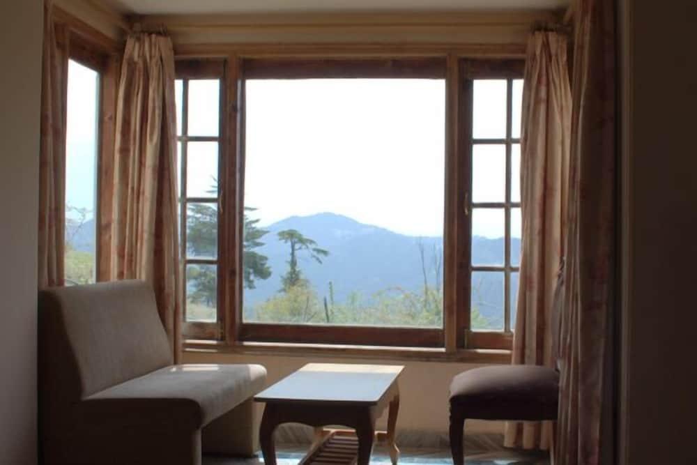 Куфри: The Woodstock Resort